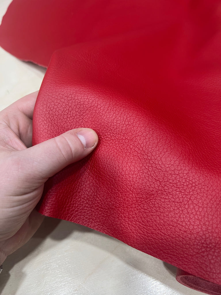 Eco 4 Ounce Scarlet Red Eco Leather Dye Tandy Leather Eco 4 Ounce Scarlet Red Eco Leather Dye Tandy Leather